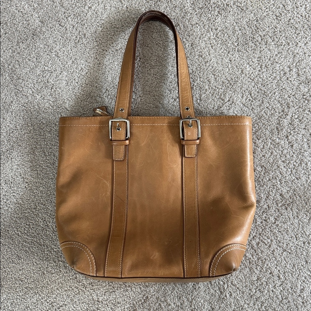 Coach Tan Leather Handbag - Picture 3 of 10